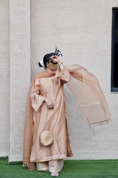 Modern Party Wear Suit - Image 2