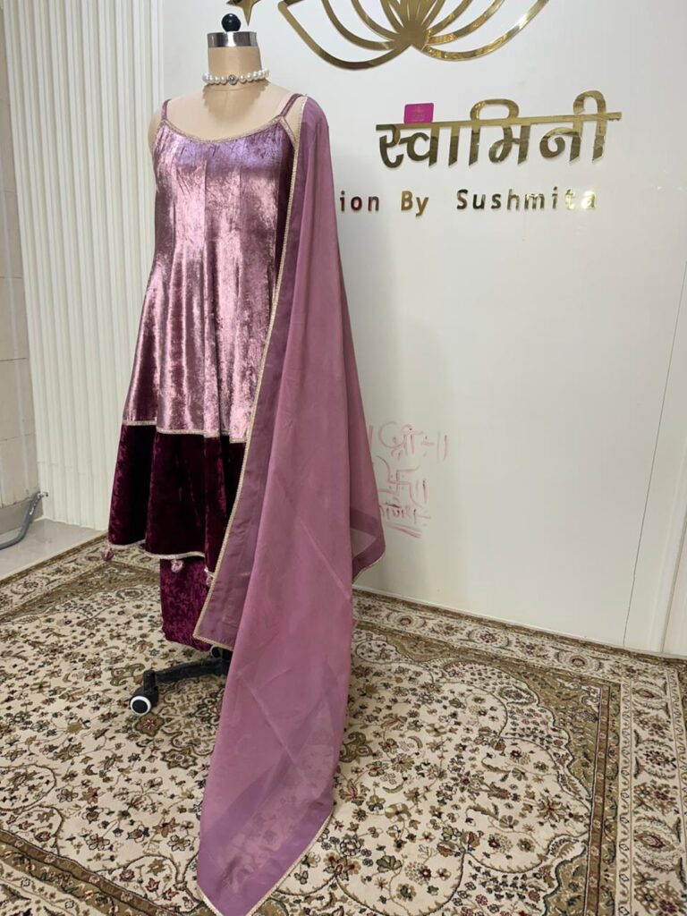 Velvet onion pink and wine contrast in ghera knee length Anarkali - Image 3