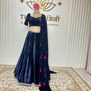 Blue velvet lehenga blouse with Red lotus print dupatta
